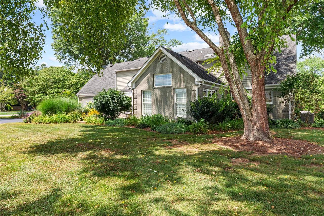 Bowling Green, Kentucky, 42103, United States, 4 Bedrooms Bedrooms, ,4 BathroomsBathrooms,Residential,For Sale,1907644