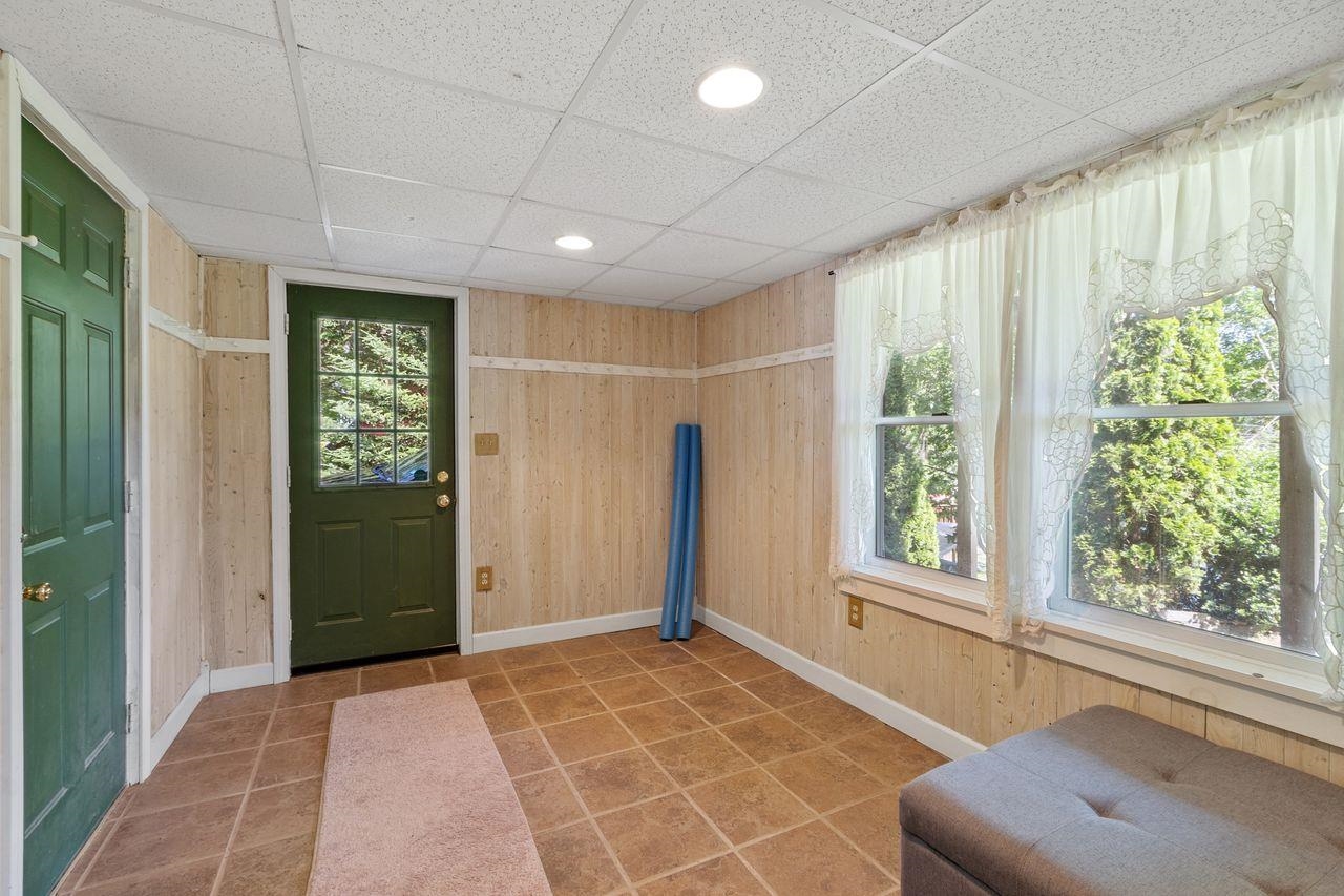 Nottingham, New Hampshire, 03290, United States, 3 Bedrooms Bedrooms, ,Residential,For Sale,1866436