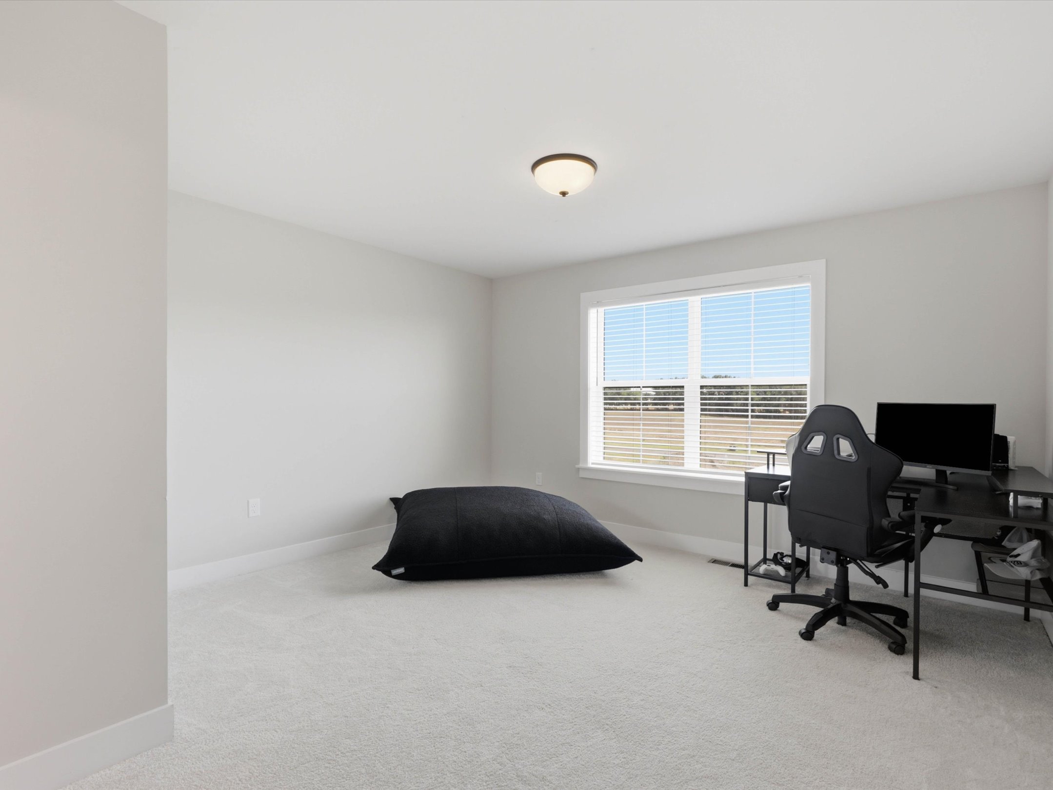 529 Breezewood Ln - 物件實景