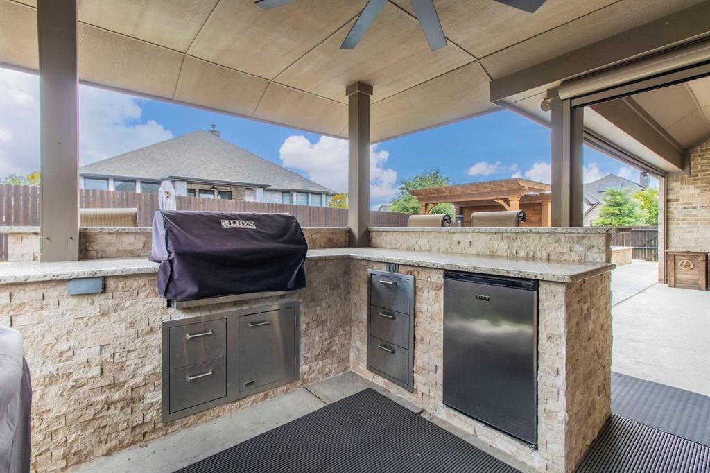 Waxahachie, Texas, 75165, United States, 4 Bedrooms Bedrooms, ,3 BathroomsBathrooms,Residential,For Sale,1920733