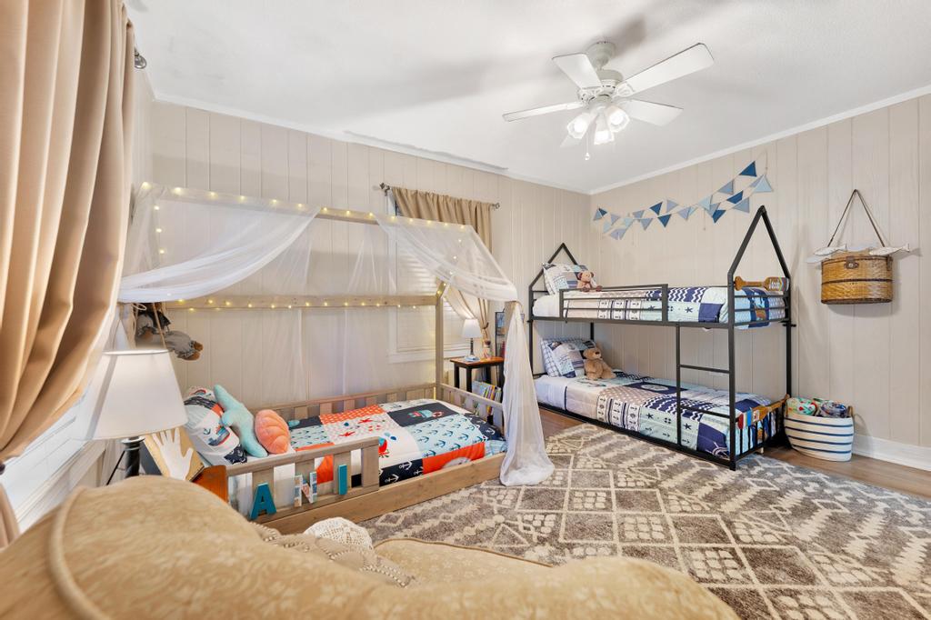 Hartwell, Georgia, 30643, United States, 4 Bedrooms Bedrooms, ,3 BathroomsBathrooms,Residential,For Sale,1989315