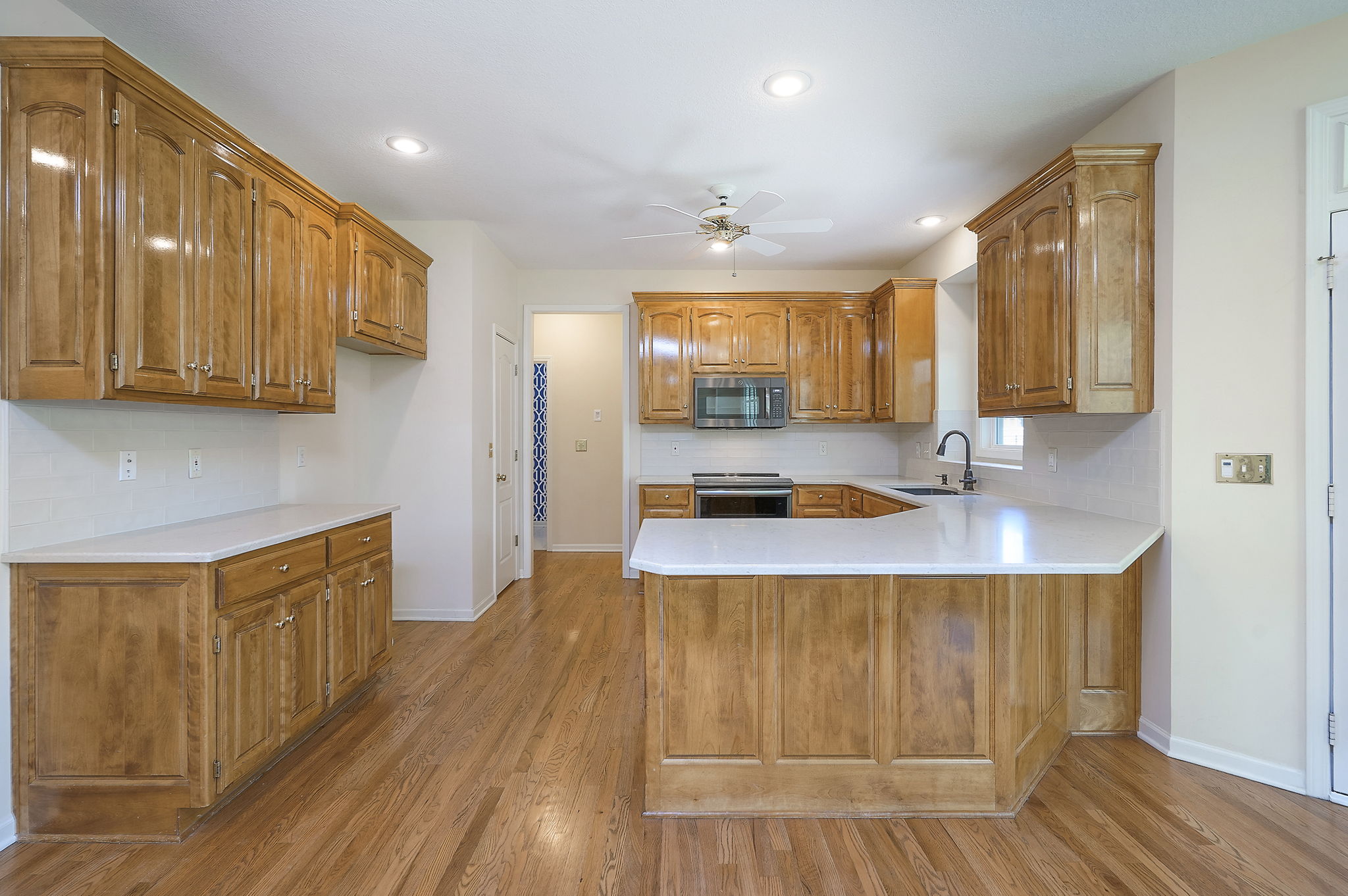  15223 Woodson Lane, Overland Park, KS 66223 - 物件實景