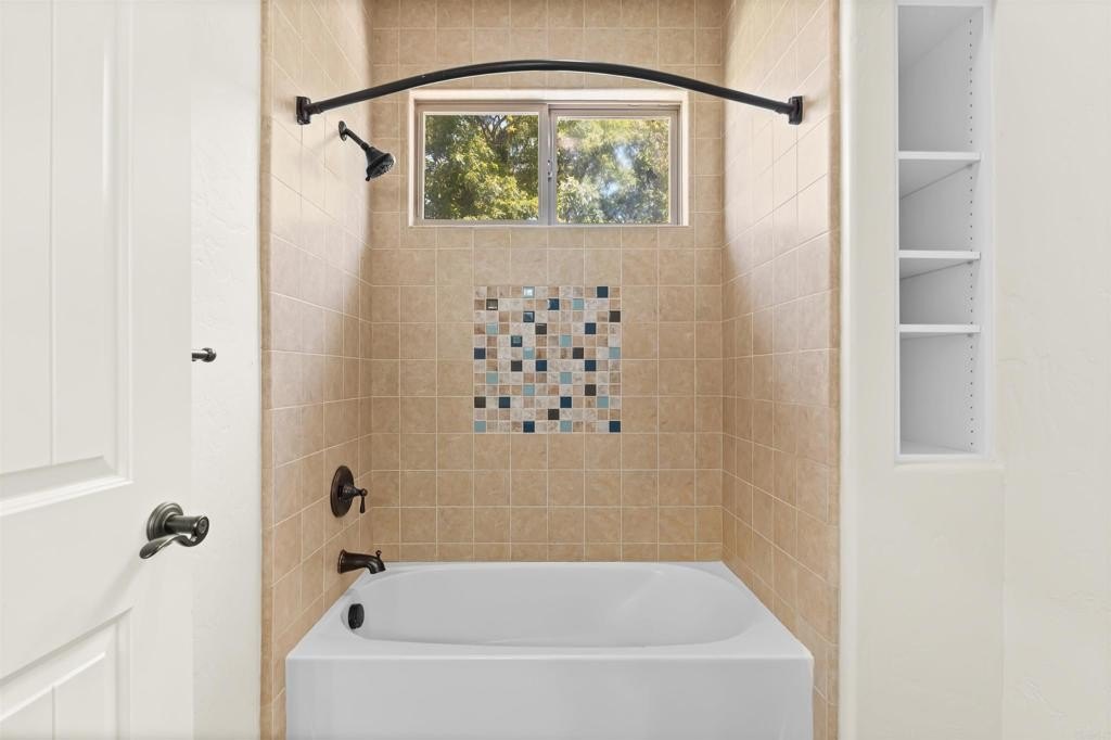 Chula Vista, California, 91910, United States, 5 Bedrooms Bedrooms, ,6 BathroomsBathrooms,Residential,For Sale,1996956