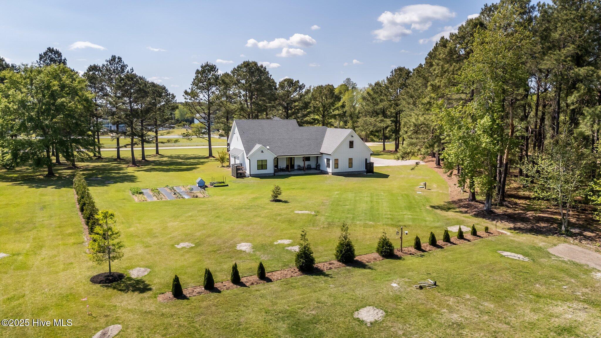 Beaufort, North Carolina, 28516, United States, 3 Bedrooms Bedrooms, ,3 BathroomsBathrooms,Residential,For Sale,1792865