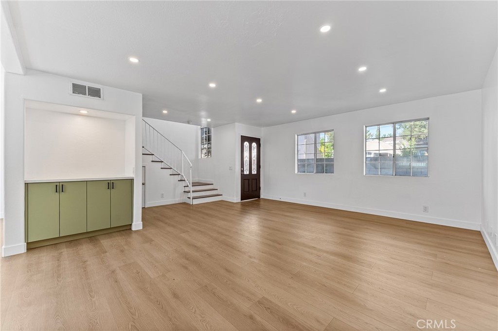 Pasadena, California, 91106, United States, 3 Bedrooms Bedrooms, ,2 BathroomsBathrooms,Residential,For Sale,2005182