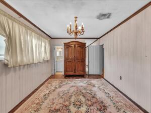 North Miami Beach, Florida, 33179, United States, 4 Bedrooms Bedrooms, ,2 BathroomsBathrooms,Residential,For Sale,1988572