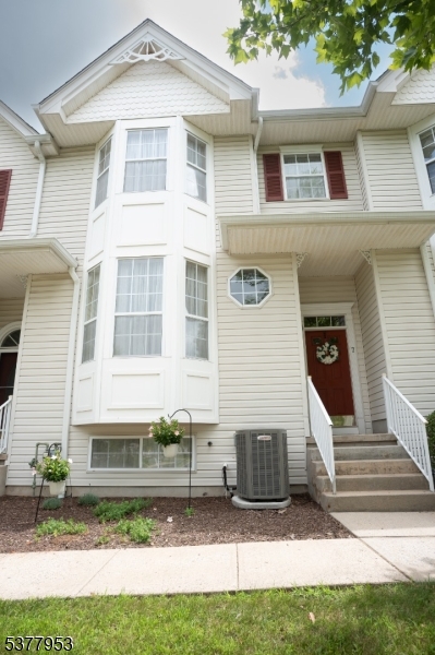 Raritan Twp., New Jersey, 08822, United States, 3 Bedrooms Bedrooms, ,3 BathroomsBathrooms,Residential,For Sale,1913482