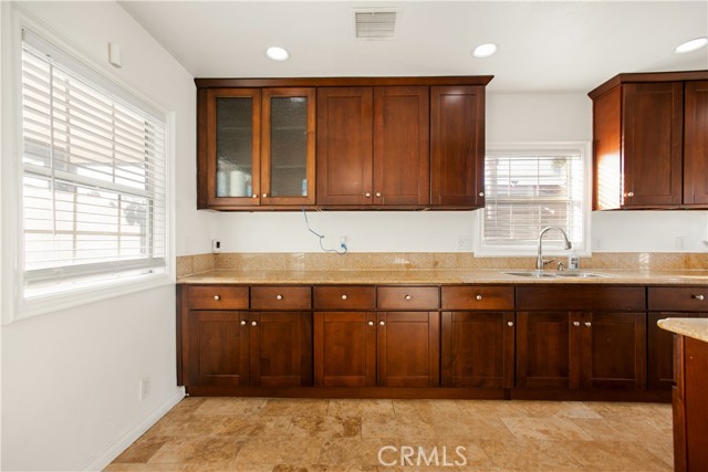 South Gate, California, 90280, United States, 3 Bedrooms Bedrooms, ,2 BathroomsBathrooms,Residential,For Sale,1974979