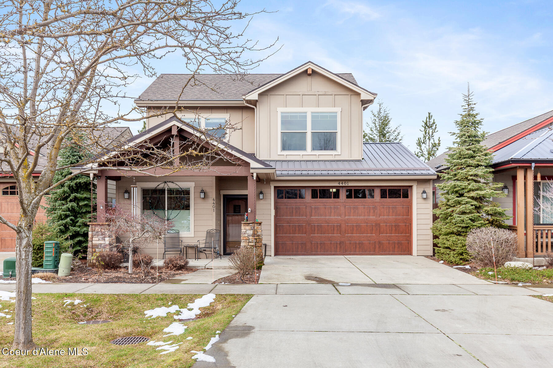 Coeur d'Alene, Idaho, 83815, United States, 2 Bedrooms Bedrooms, ,3 BathroomsBathrooms,Residential,For Sale,2010057