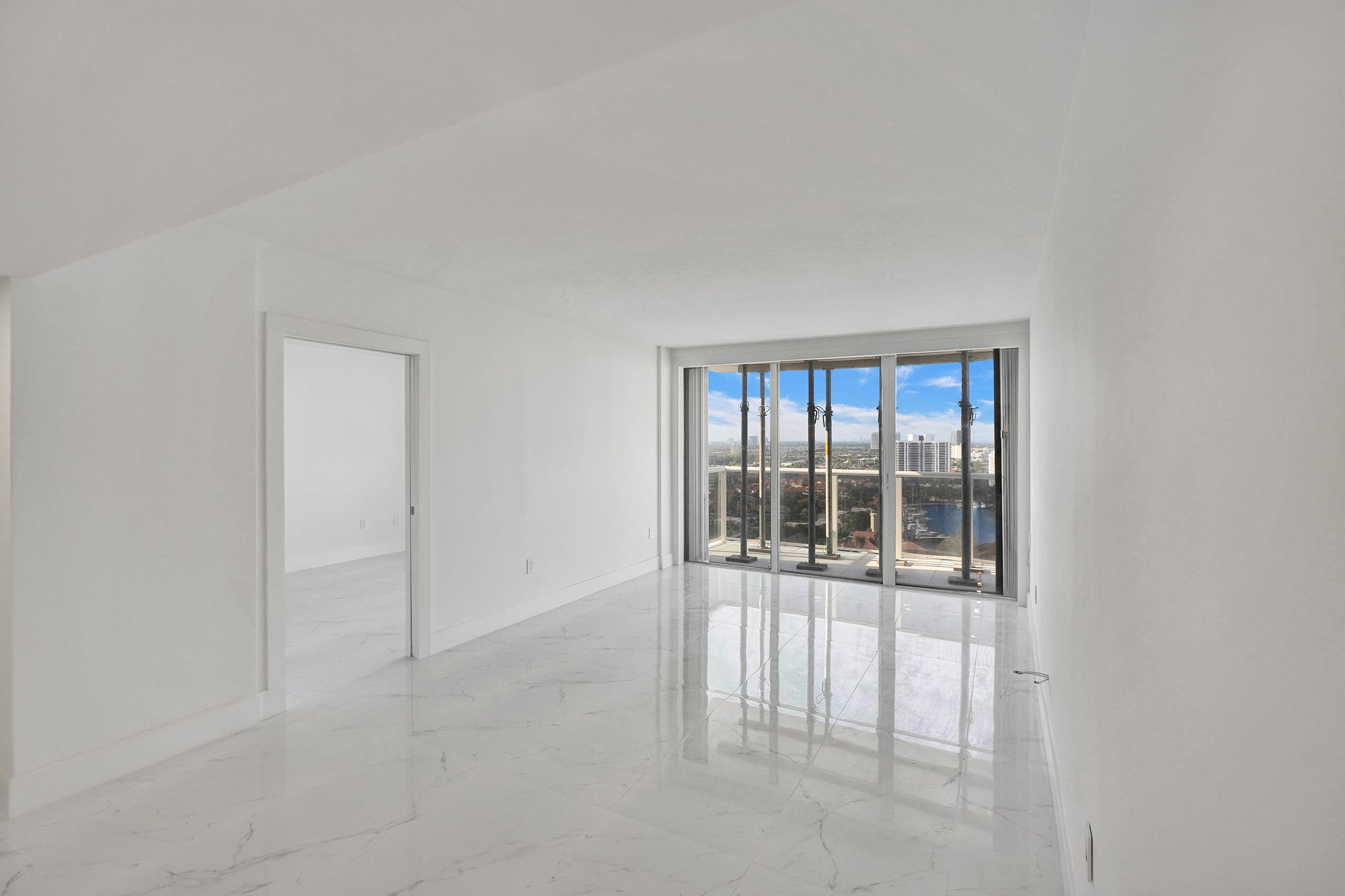  3625 N Country Club Dr, Aventura, FL, 33180 - 物件實景