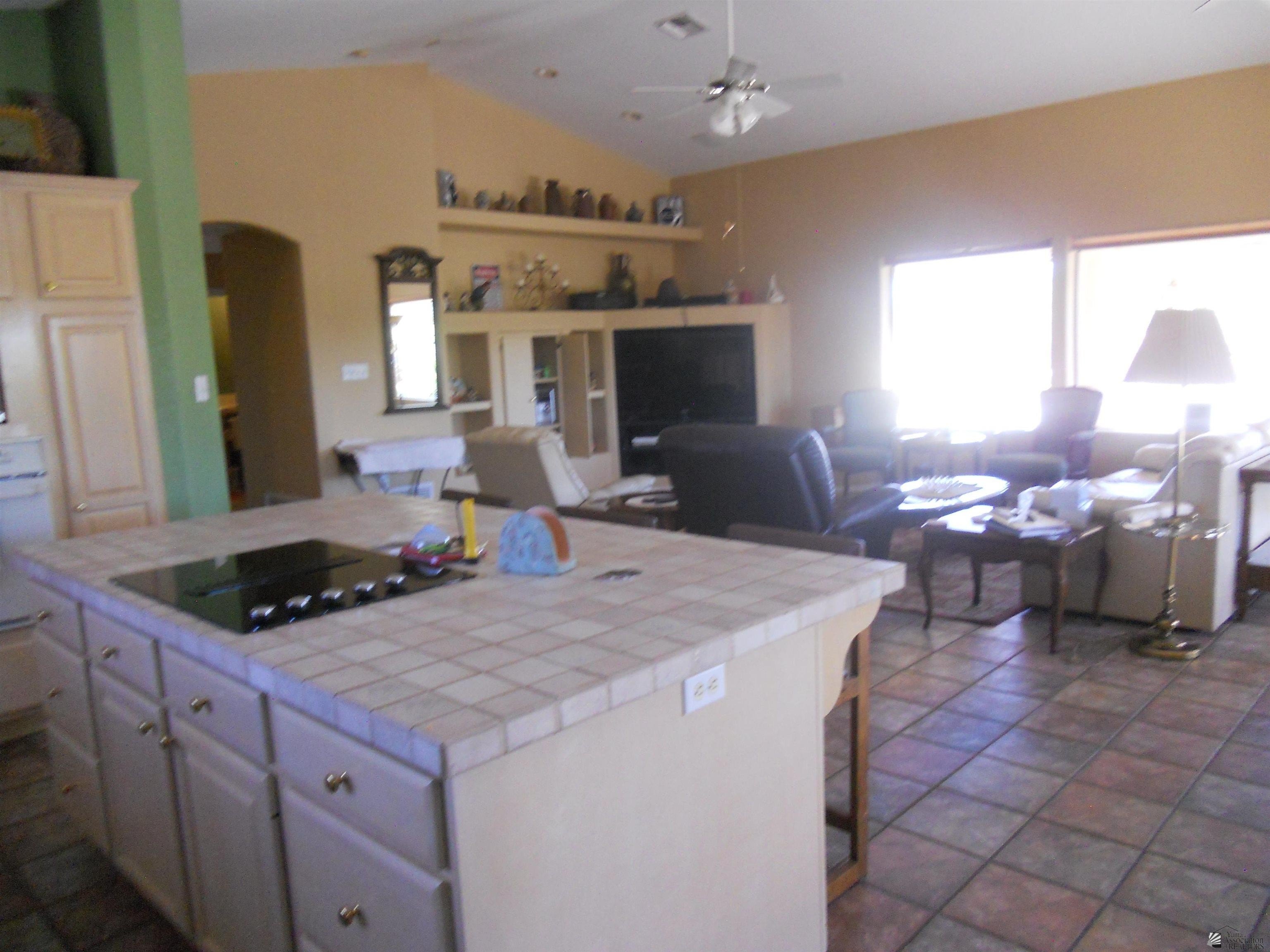 Yuma, Arizona, 85367-9999, United States, ,Residential,For Sale,1989854
