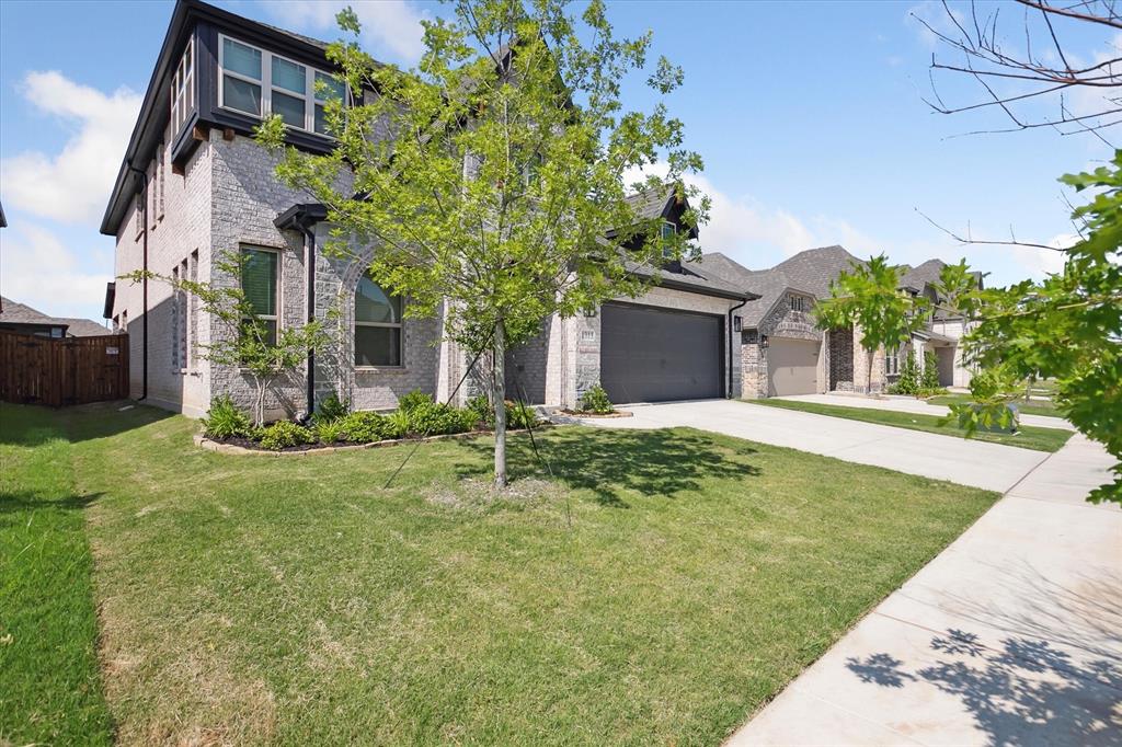 Aubrey, Texas, 76227, United States, 4 Bedrooms Bedrooms, ,3 BathroomsBathrooms,Residential,For Sale,1928697