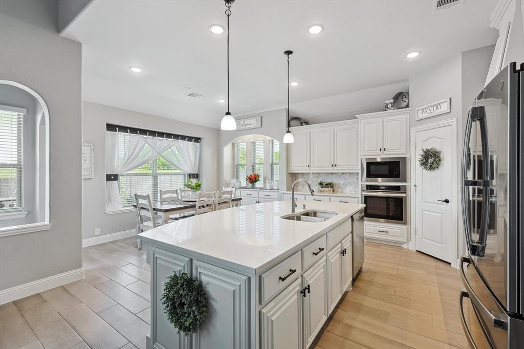 Midlothian, Texas, 76065, United States, 3 Bedrooms Bedrooms, ,3 BathroomsBathrooms,Residential,For Sale,1928080