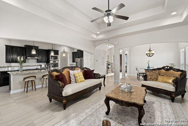 Schertz, Texas, 78154, United States, 5 Bedrooms Bedrooms, ,5 BathroomsBathrooms,Residential,For Sale,1989043