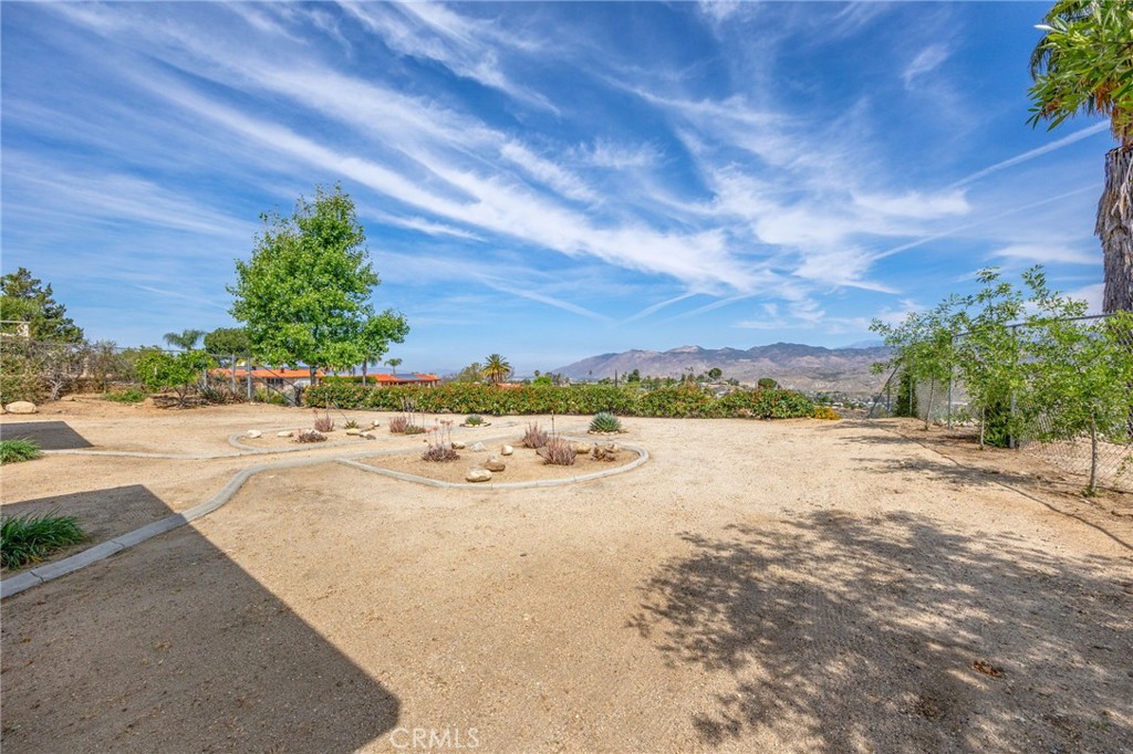 Hemet, California, 92544, United States, 3 Bedrooms Bedrooms, ,2 BathroomsBathrooms,Residential,For Sale,2035887