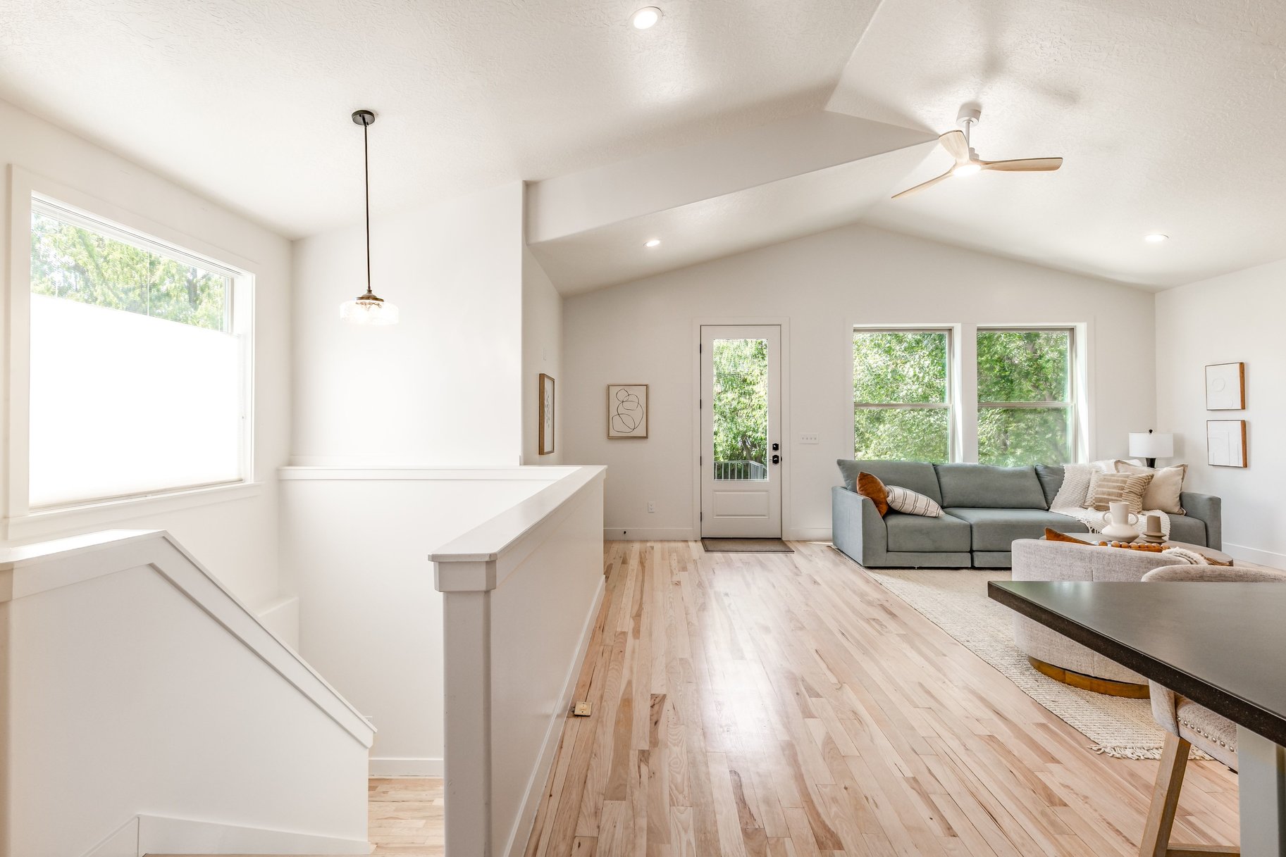  Timeless Charm in the Heart of East Millcreek - 物件實景