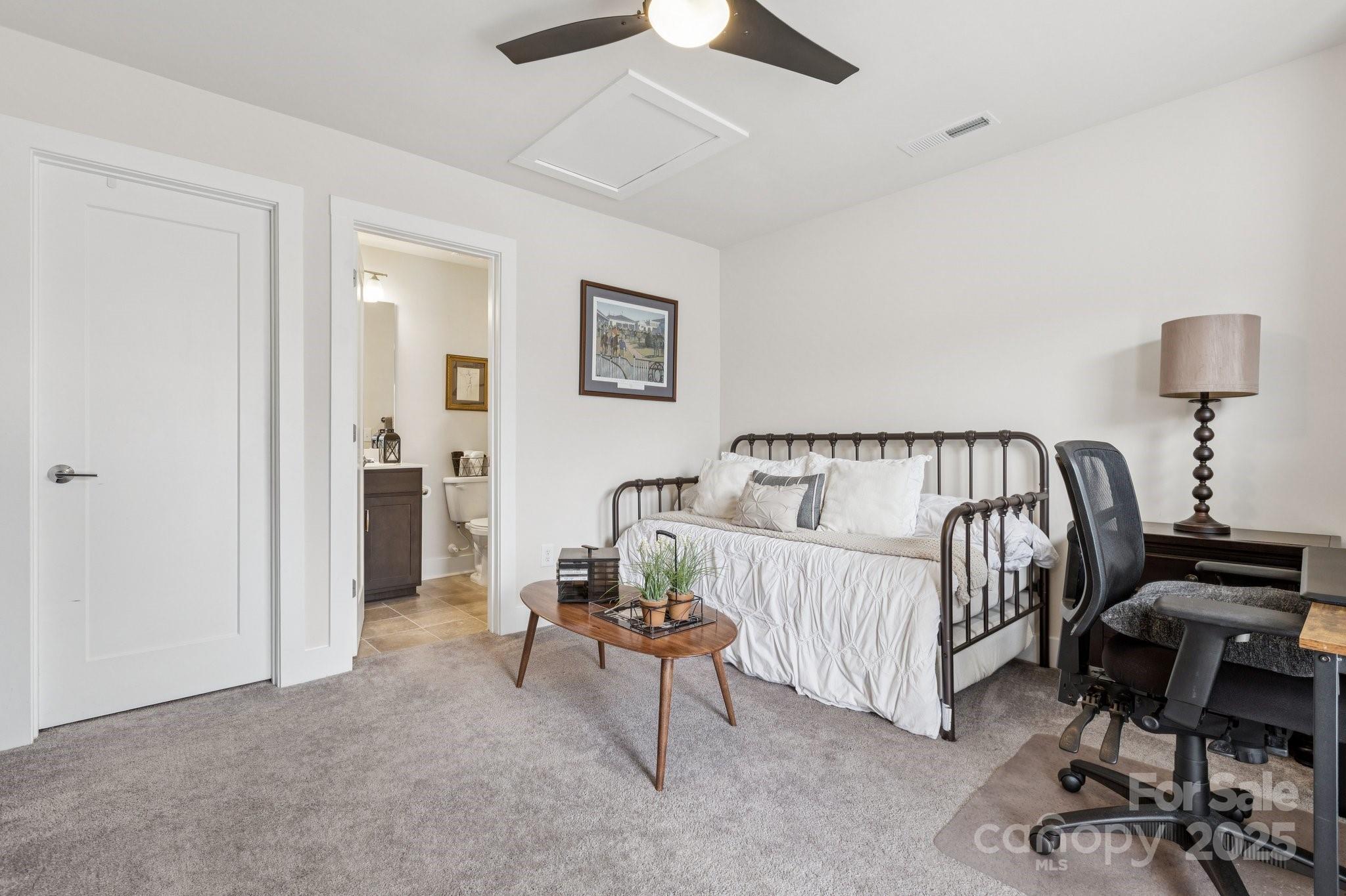 Charlotte, North Carolina, 28204, United States, 3 Bedrooms Bedrooms, ,4 BathroomsBathrooms,Residential,For Sale,1958271