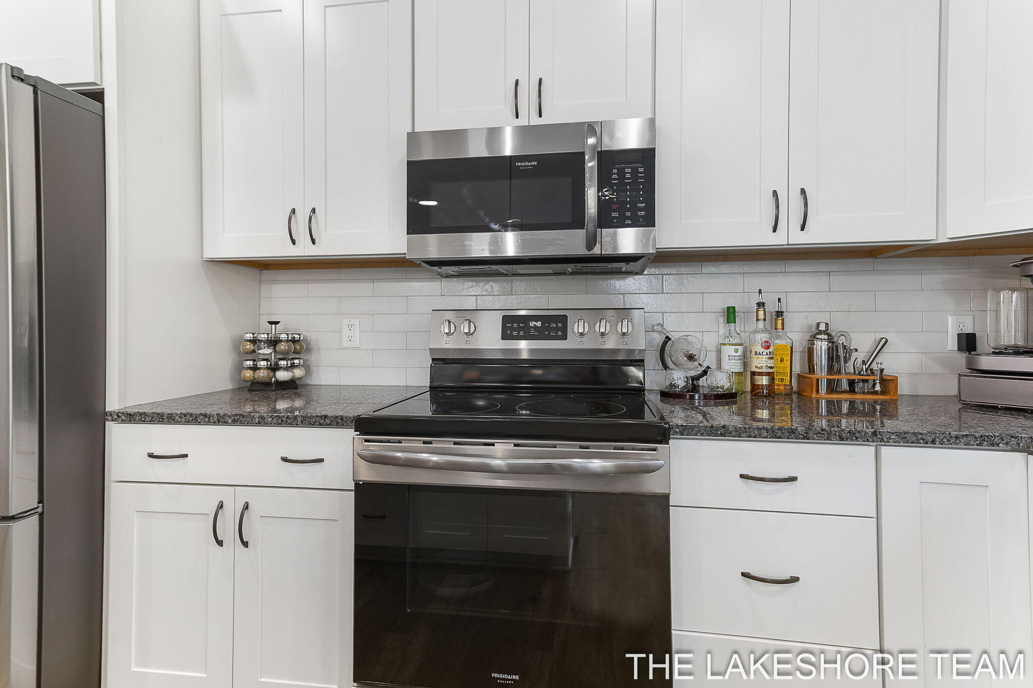 Holland, Michigan, 49424, United States, 5 Bedrooms Bedrooms, ,4 BathroomsBathrooms,Residential,For Sale,1973082