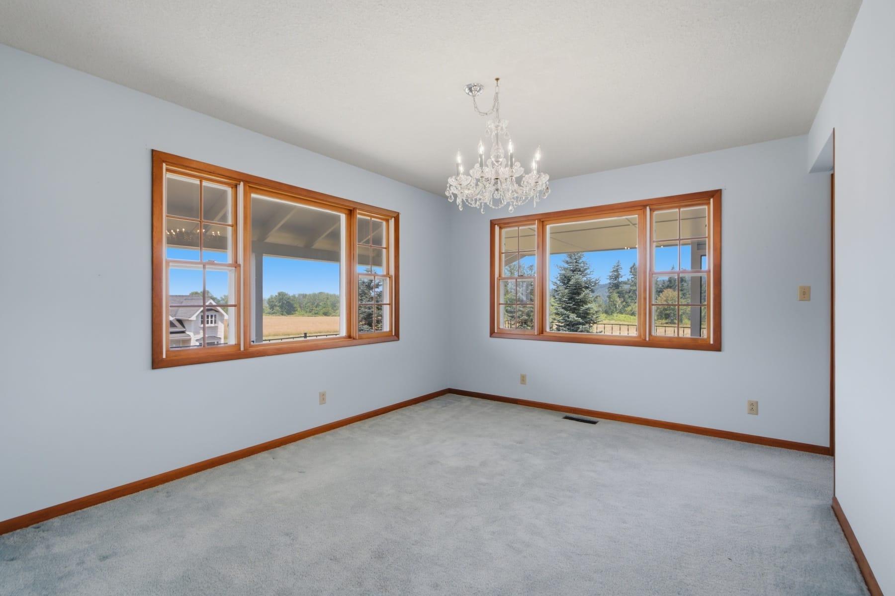 13937 NW SPRINGVILLE RD Portland, OR 97229 - 物件實景