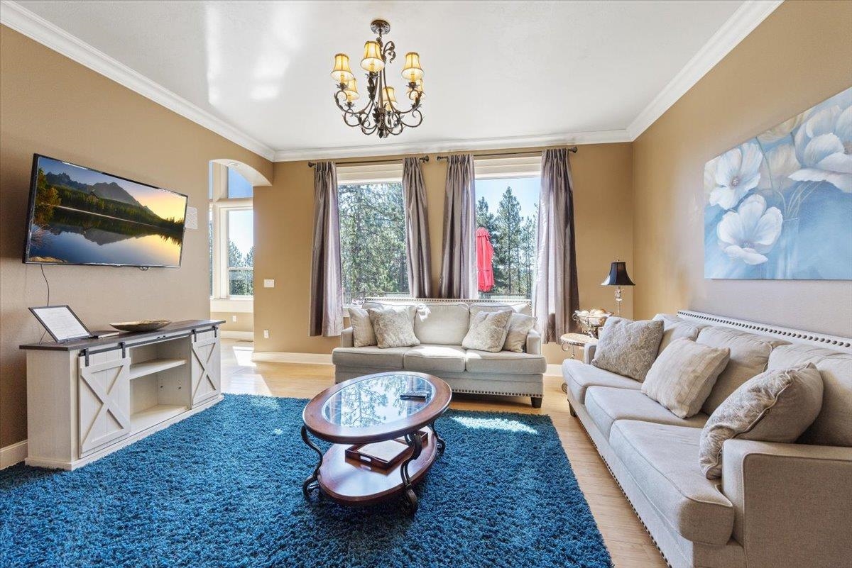 Spokane, Washington, 99224, United States, 5 Bedrooms Bedrooms, ,6 BathroomsBathrooms,Residential,For Sale,2000632