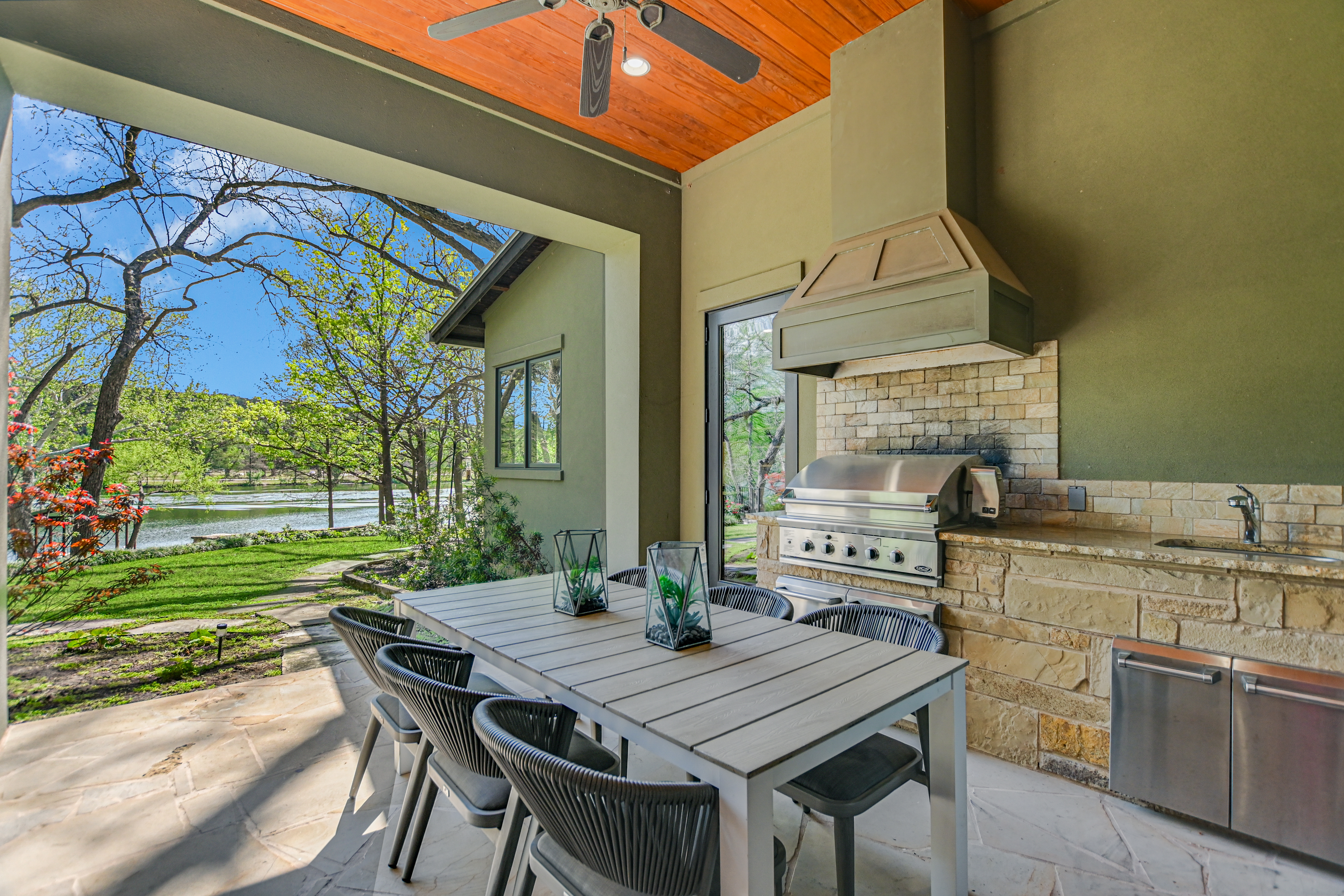  a rare lake austin estate where  luxury meets quiet nature - 物件實景