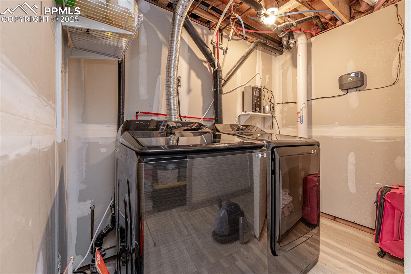 Colorado Springs, Colorado, 80925, United States, 6 Bedrooms Bedrooms, ,Residential,For Sale,1977533