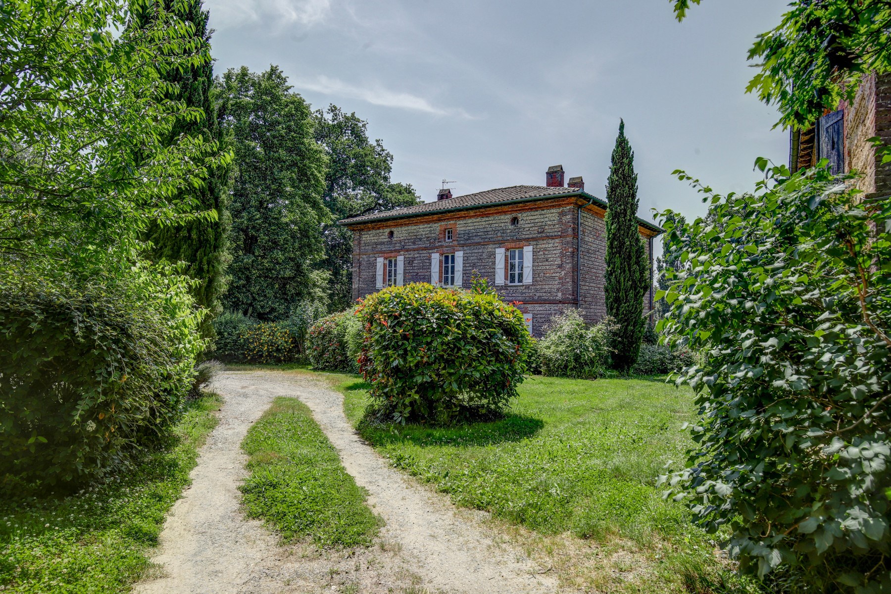  A family property with two houses - 物件實景
