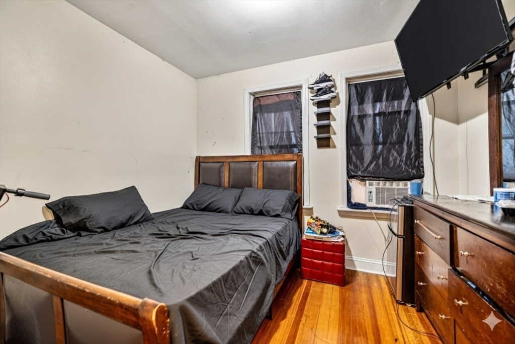 Boston, Massachusetts, 02124, United States, 11 Bedrooms Bedrooms, ,3 BathroomsBathrooms,Residential,For Sale,1980945