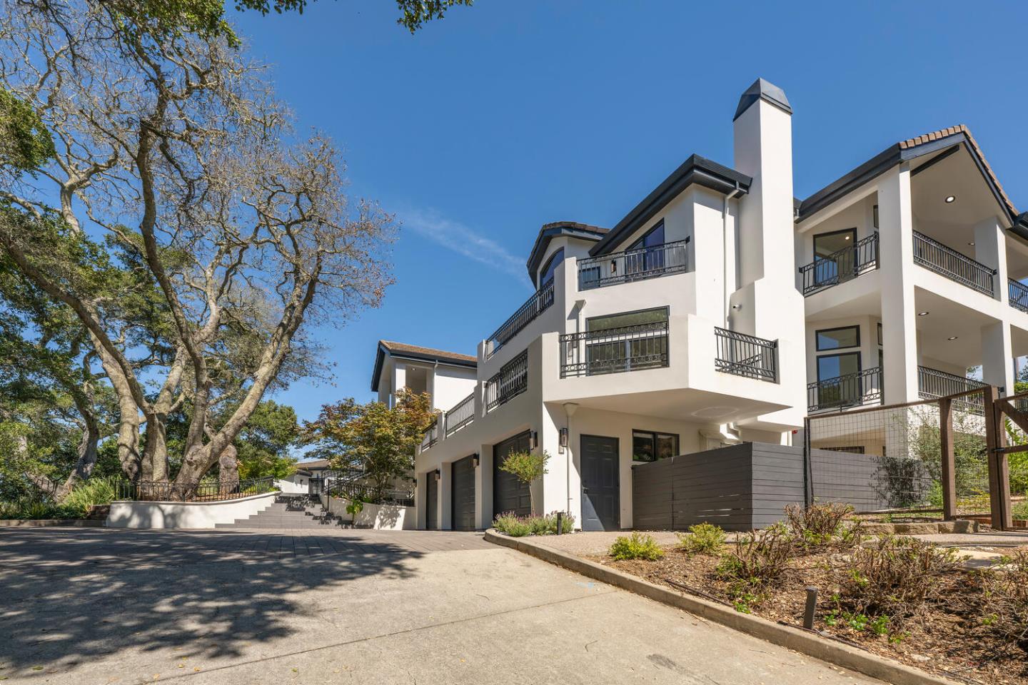 Woodside, California, 94062, United States, 4 Bedrooms Bedrooms, ,5 BathroomsBathrooms,Residential,For Sale,1911860