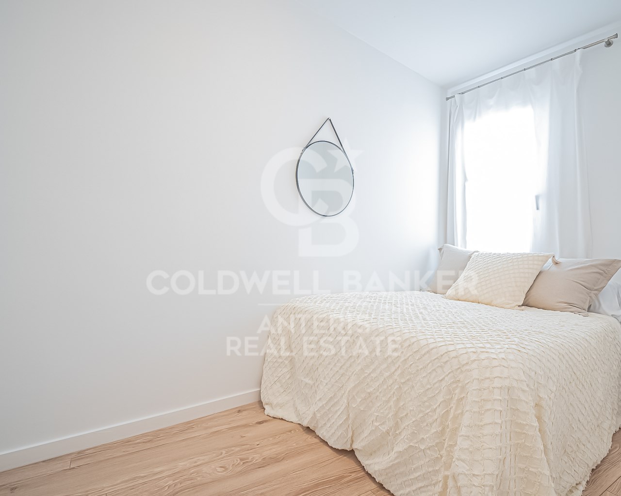 Barcelona, Catalonia, ES, 3 Bedrooms Bedrooms, ,2 BathroomsBathrooms,Residential,For Sale,1827864