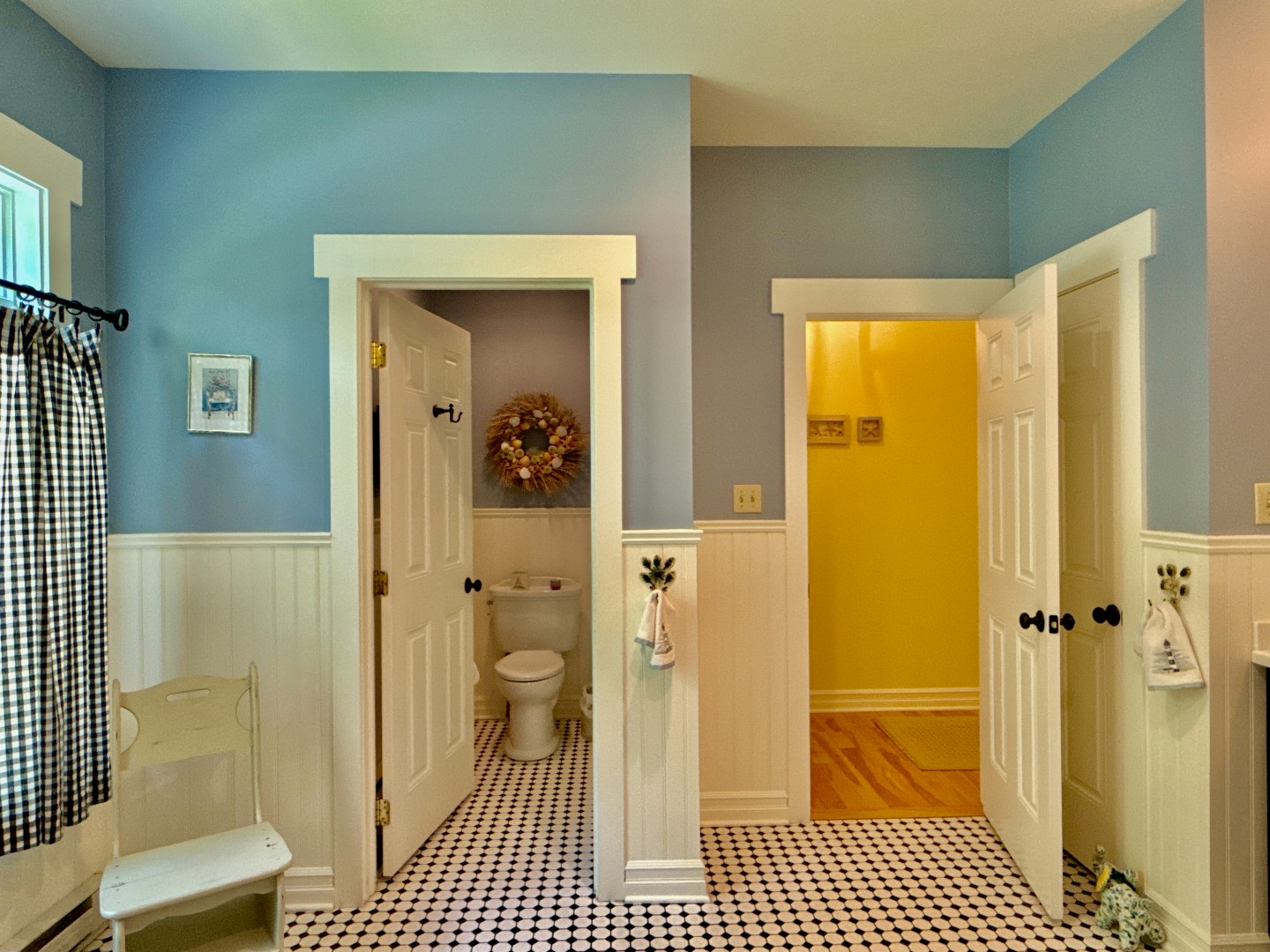 Hawley, Pennsylvania, 18428, United States, 3 Bedrooms Bedrooms, ,4 BathroomsBathrooms,Residential,For Sale,1846687