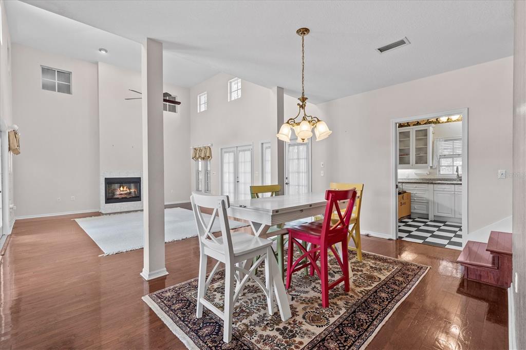 Tarpon Springs, Florida, 34689, United States, 3 Bedrooms Bedrooms, ,3 BathroomsBathrooms,Residential,For Sale,1947969