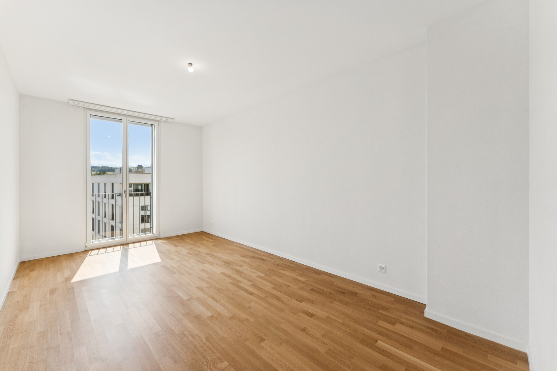  Bright apartment located on the top floor - 物件實景