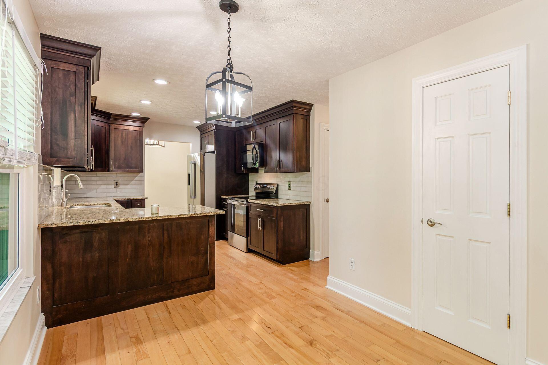 Columbus, Ohio, 43221, United States, 4 Bedrooms Bedrooms, ,4 BathroomsBathrooms,Residential,For Sale,1902021
