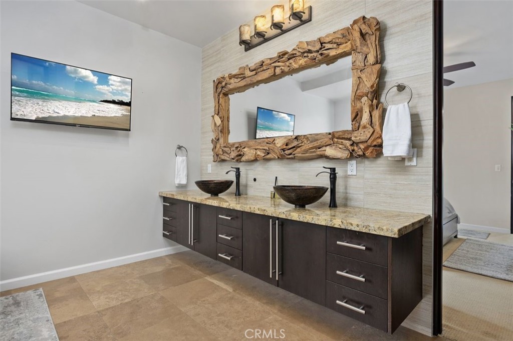 Carlsbad, California, 92008, United States, 6 Bedrooms Bedrooms, ,7 BathroomsBathrooms,Residential,For Sale,1875439