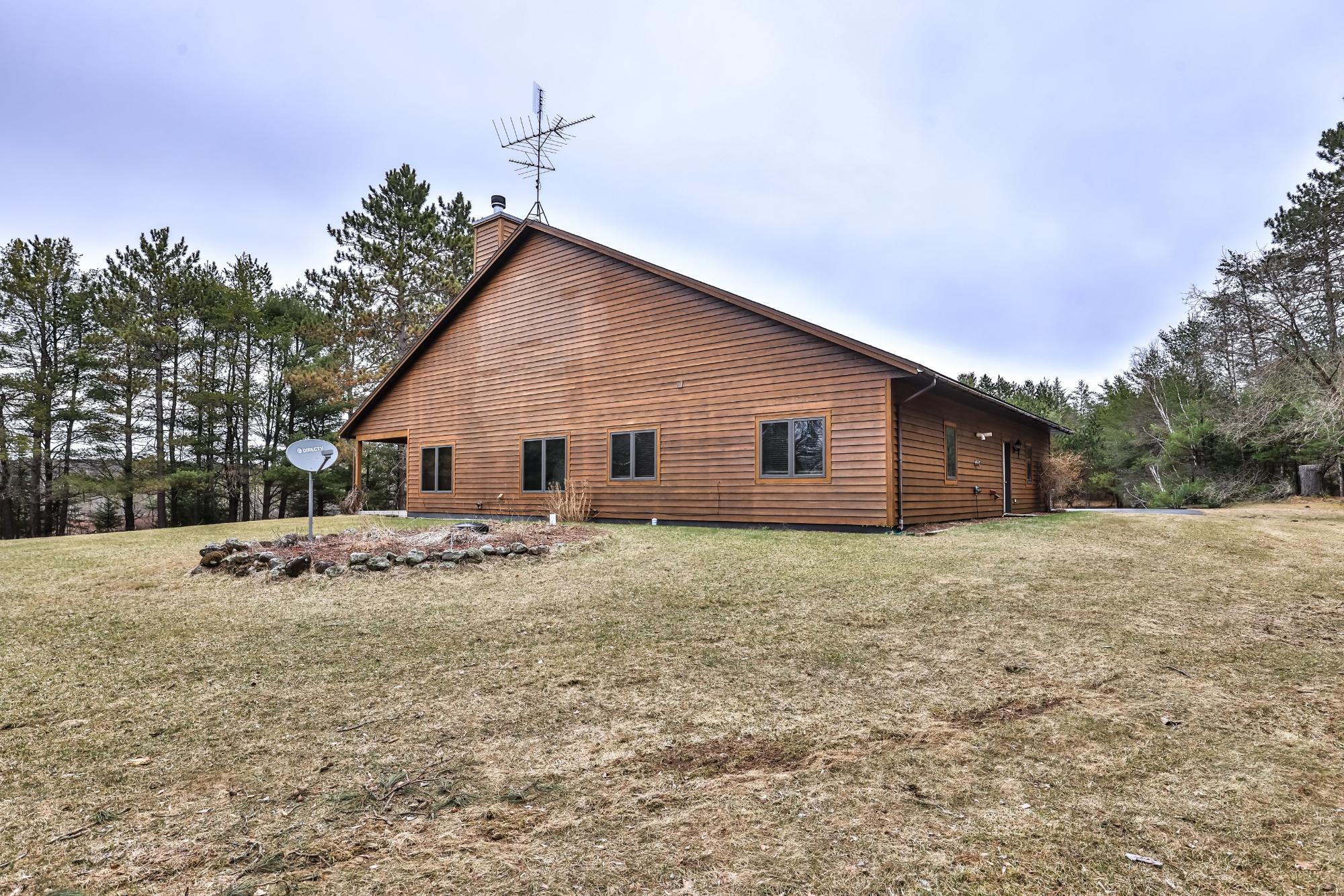 Tomahawk, Wisconsin, 54487, United States, 3 Bedrooms Bedrooms, ,3 BathroomsBathrooms,Residential,For Sale,1798272