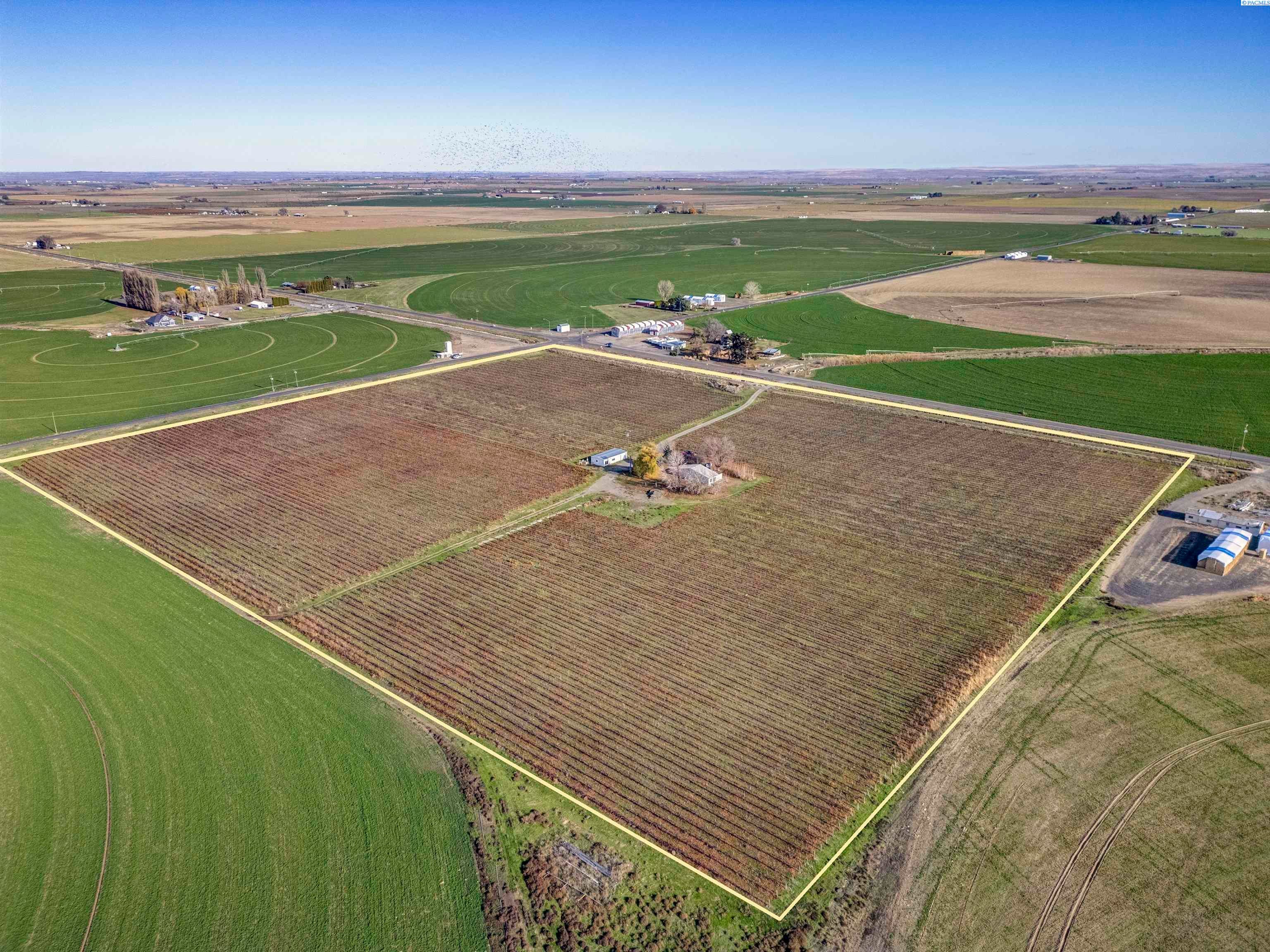 Pasco, Washington, 99301, United States, ,Residential,For Sale,1998040