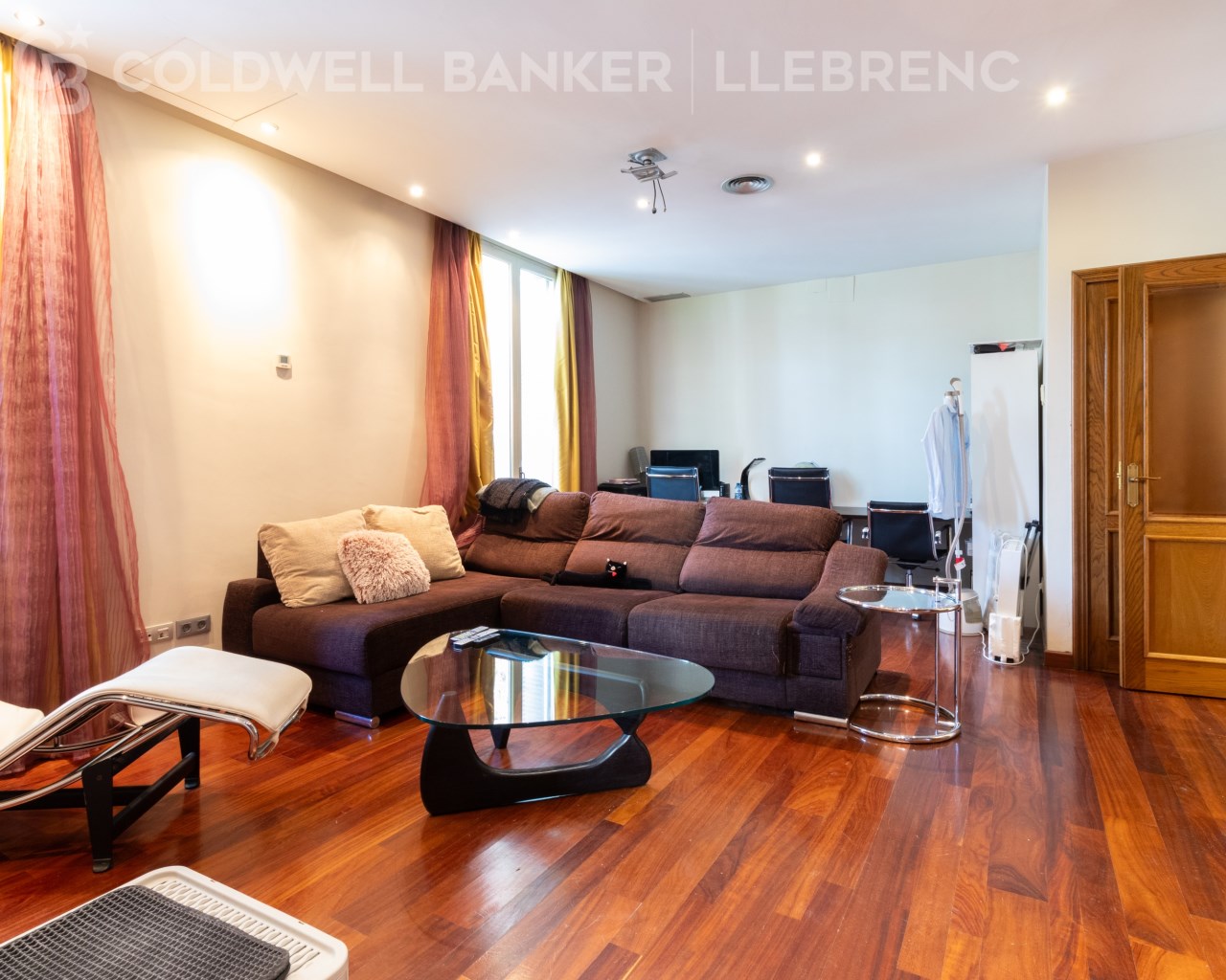 Barcelona, Catalonia, ES, 3 Bedrooms Bedrooms, ,3 BathroomsBathrooms,Residential,For Sale,1448508
