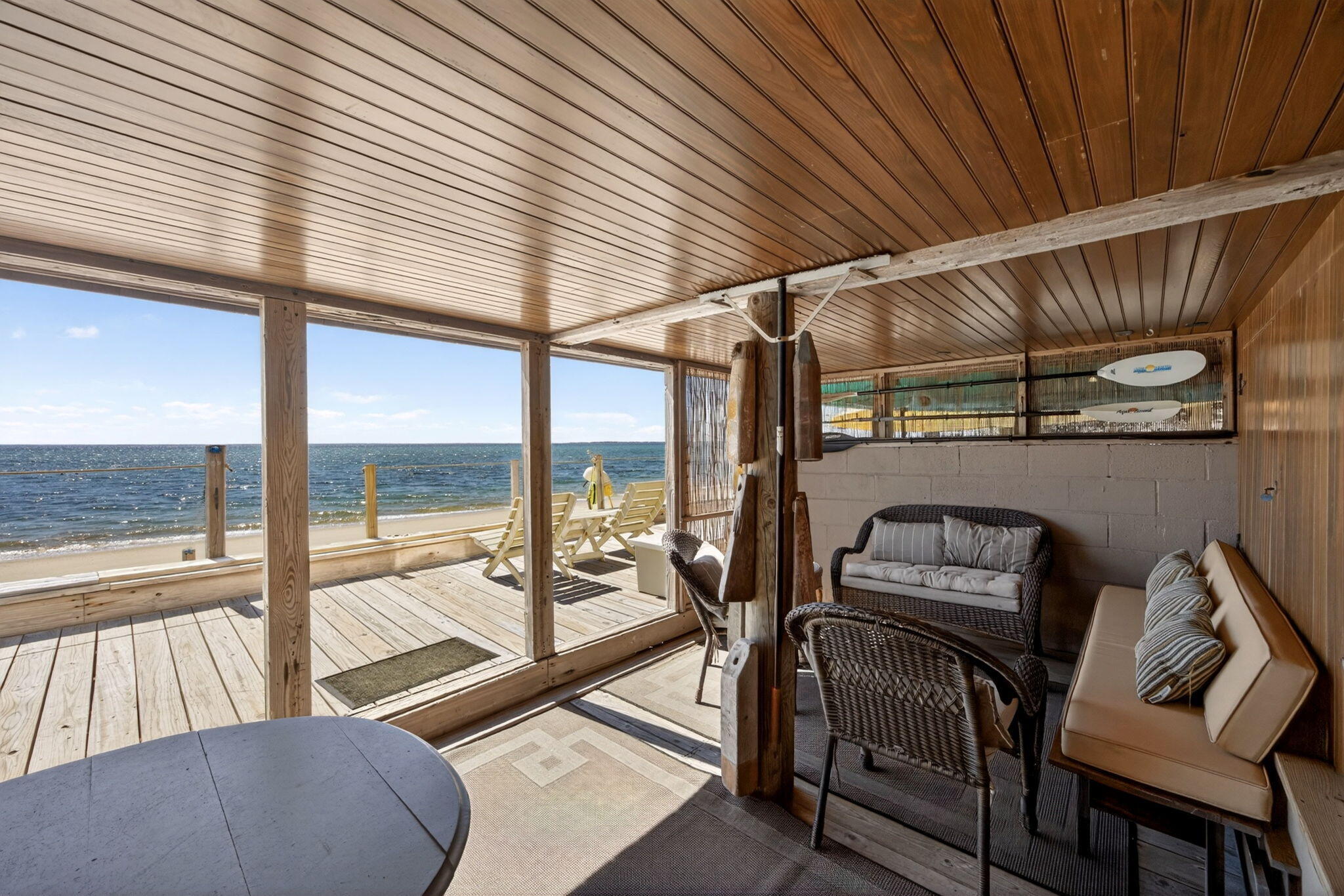  North Truro Beachfront Cottage with Private Bay Access - 物件實景