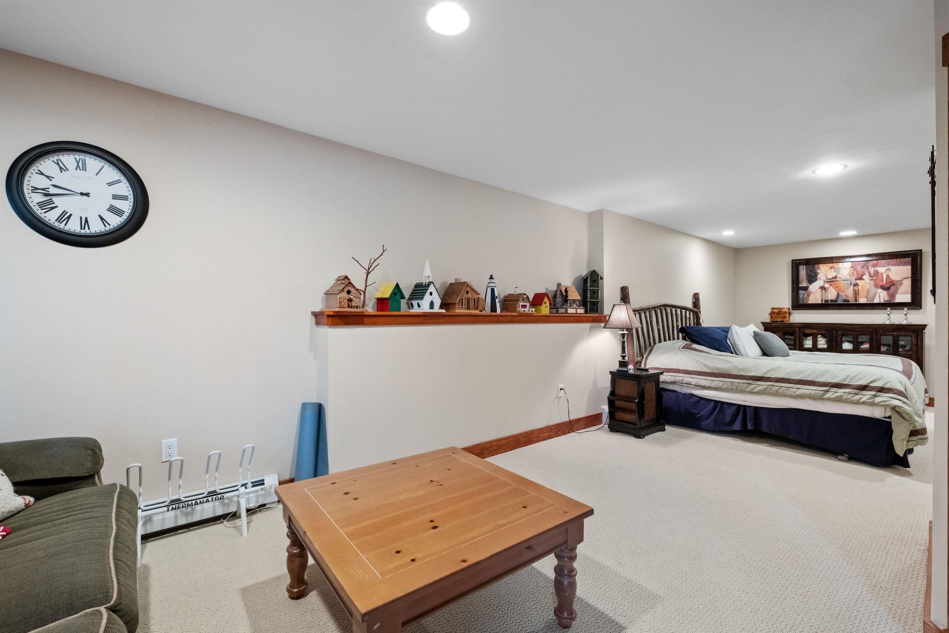 Lincoln, New Hampshire, 03251, United States, 4 Bedrooms Bedrooms, ,1 BathroomBathrooms,Residential,For Sale,1976224