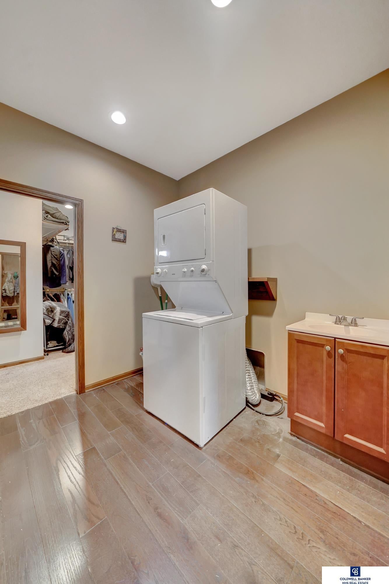 Garland, Nebraska, 68360-9322, United States, 4 Bedrooms Bedrooms, ,3 BathroomsBathrooms,Residential,For Sale,1898978