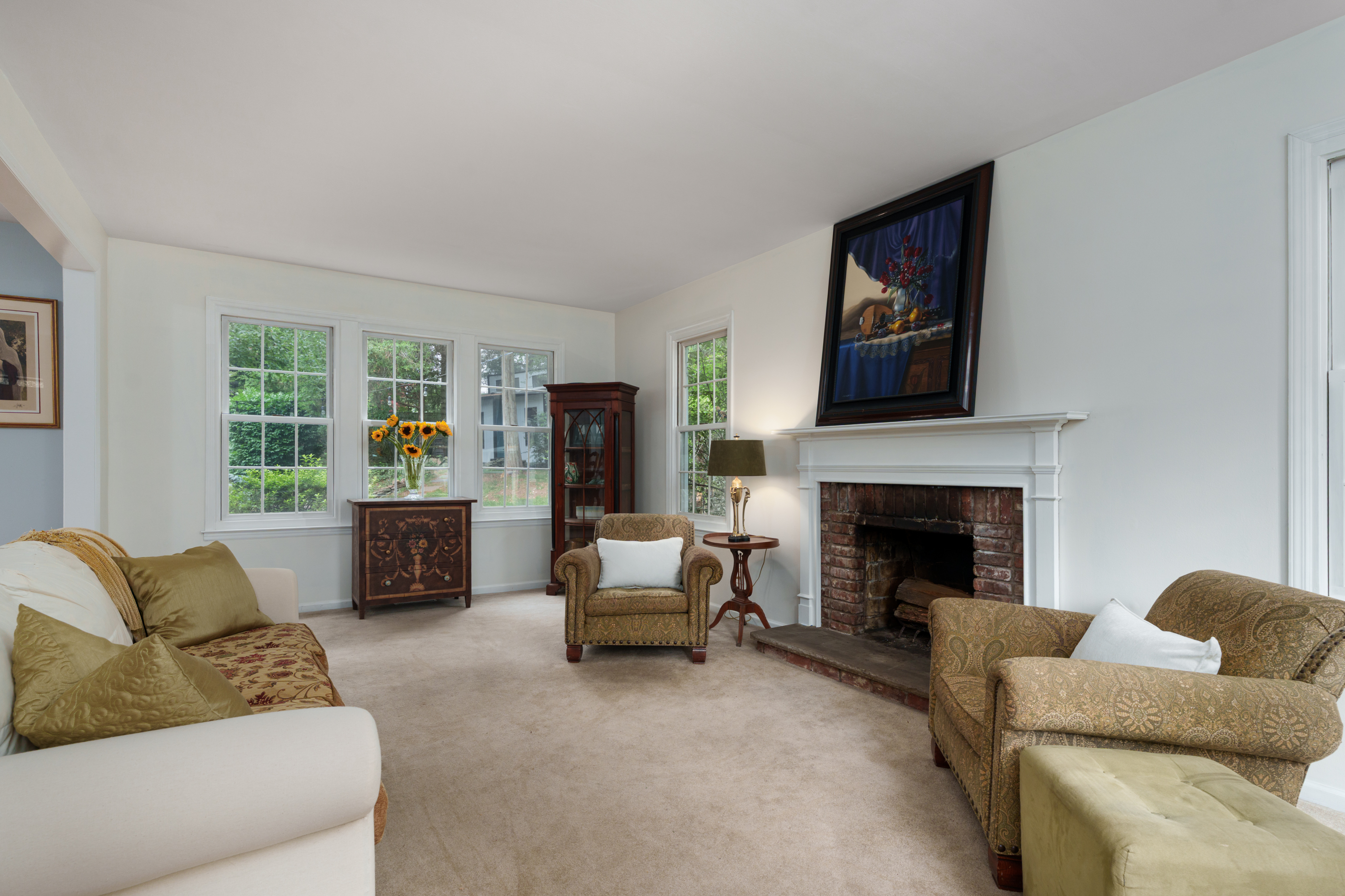  Classic Colonial Charm with a Fresh, Modern Perspective - 物件實景