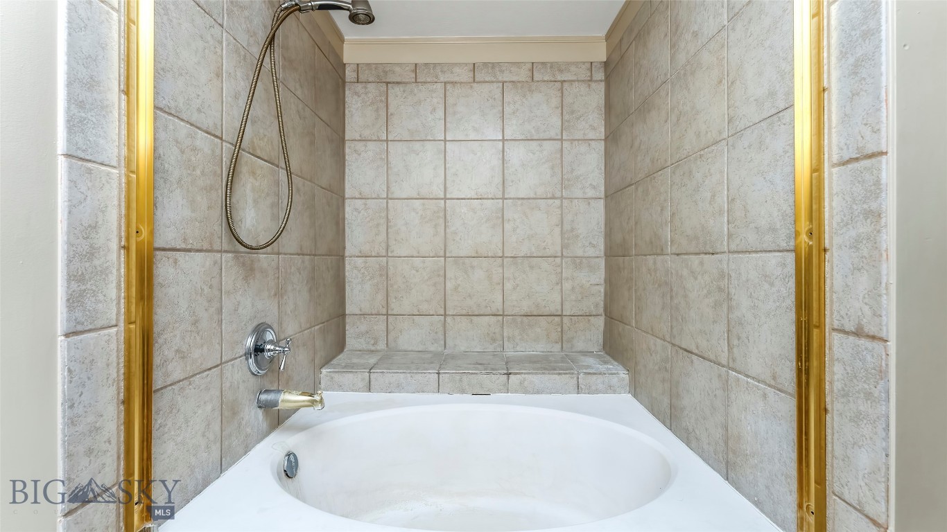 1008 E Missoula, Belgrade, Montana, 59714, United States, 5 Bedrooms Bedrooms, ,3 BathroomsBathrooms,Residential,For Sale,1008 E Missoula,1587986