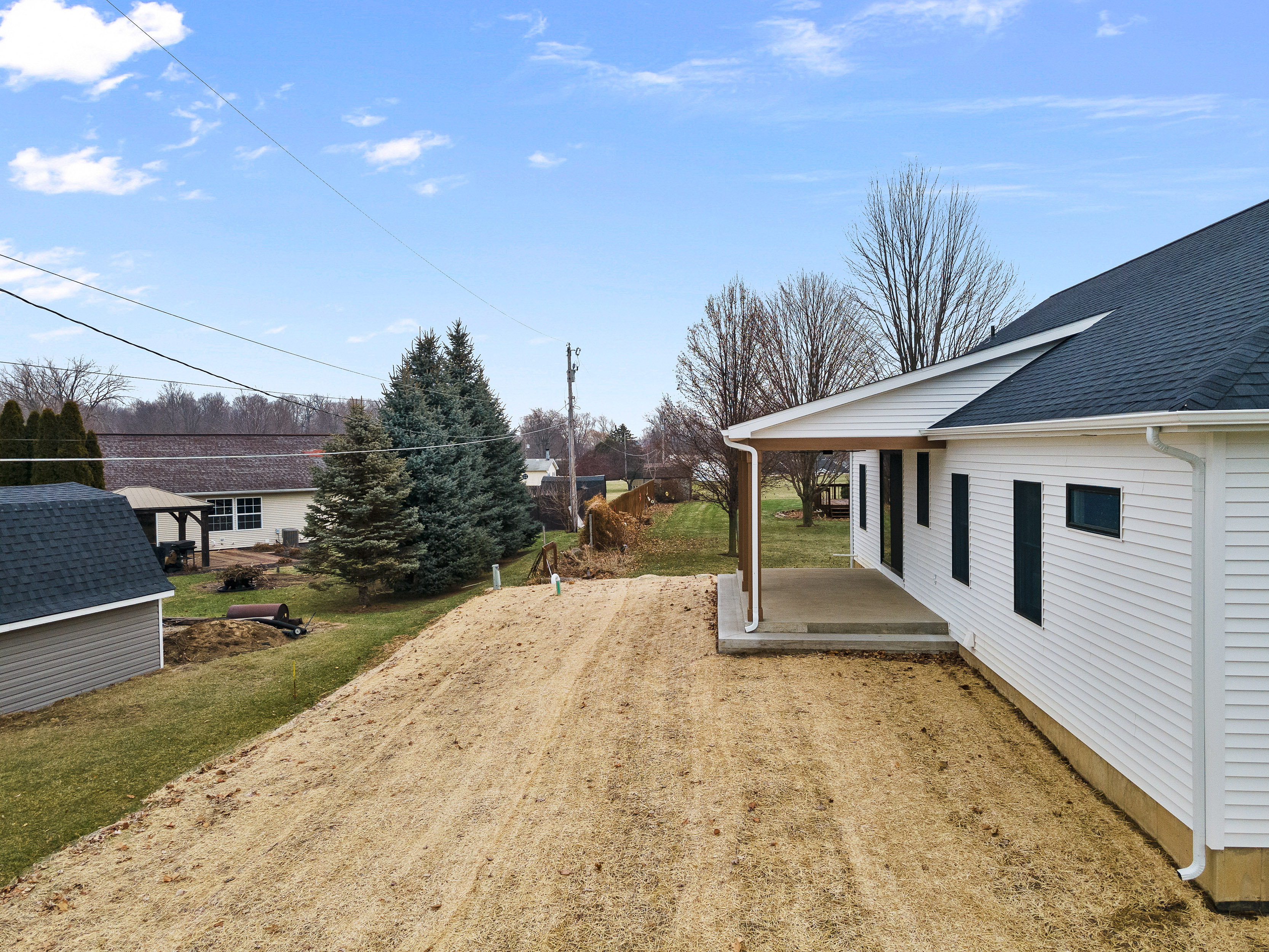 Modern Farmhouse w/ High-End Finishes - 物件實景