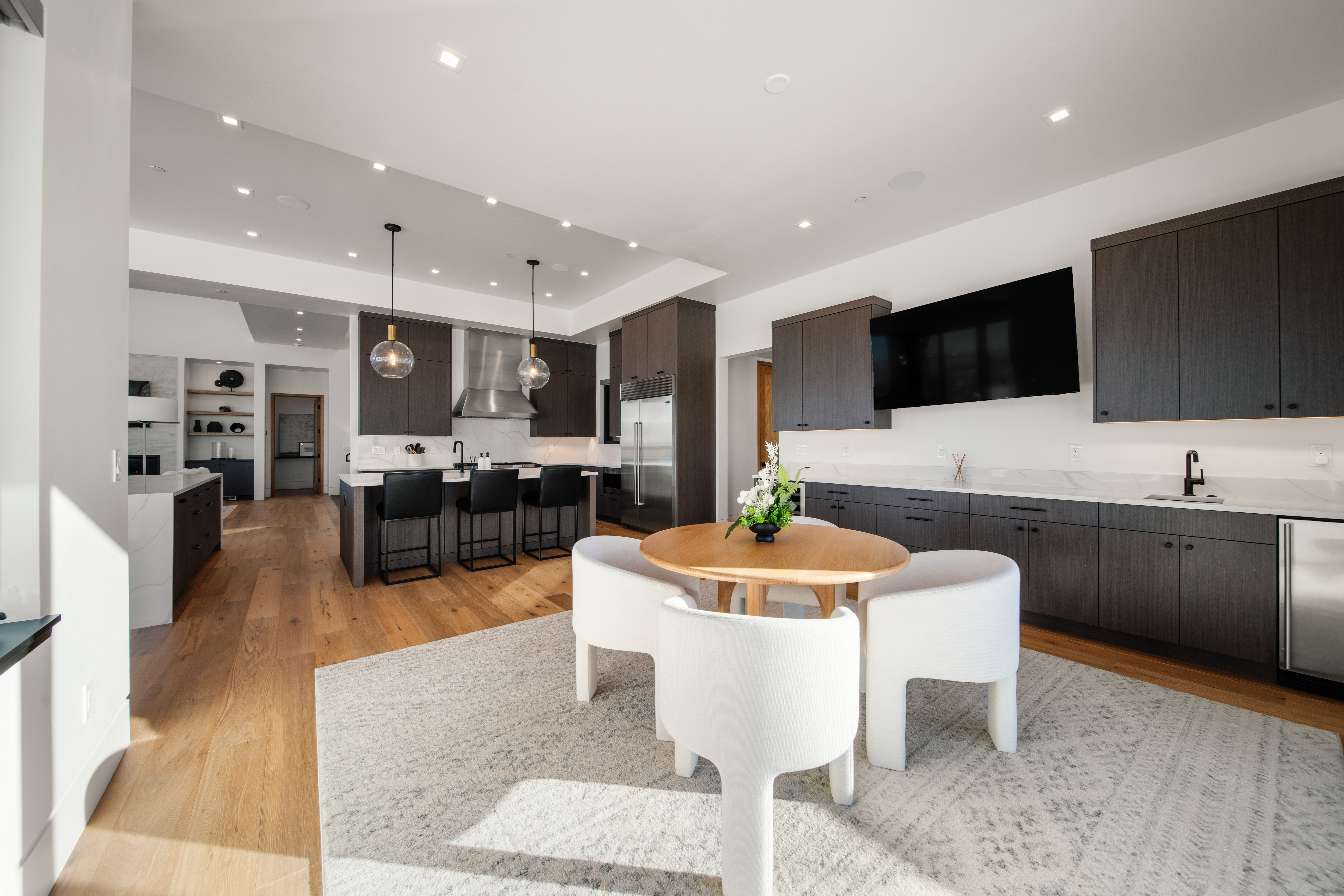  Mountain Modern Luxury Meets Effortless Cordillera Living at 145 Gore Trail - 物件實景