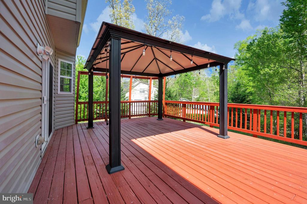 Stafford, Virginia, 22554, United States, 5 Bedrooms Bedrooms, ,5 BathroomsBathrooms,Residential,For Sale,2047982