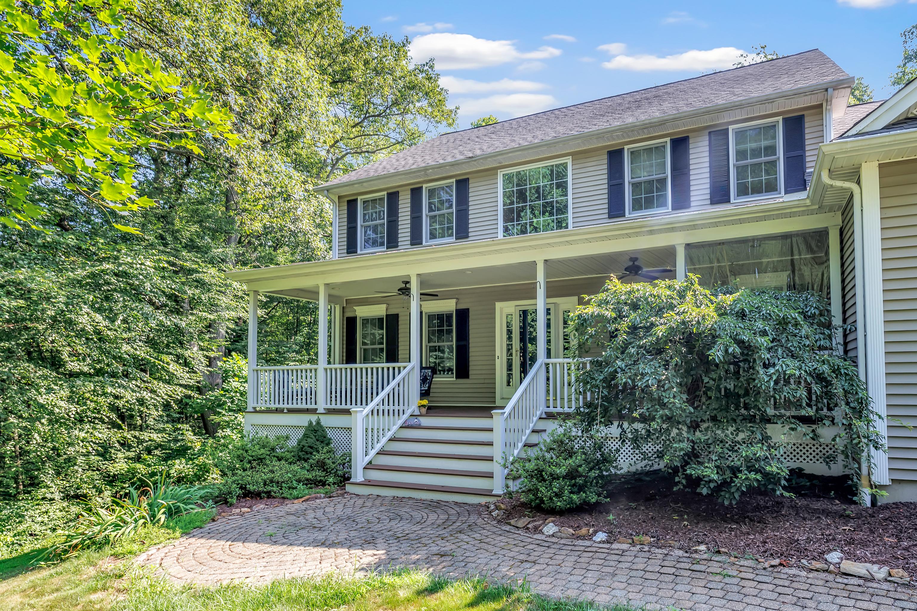 Shelton, Connecticut, 06484, United States, 4 Bedrooms Bedrooms, ,4 BathroomsBathrooms,Residential,For Sale,1937296