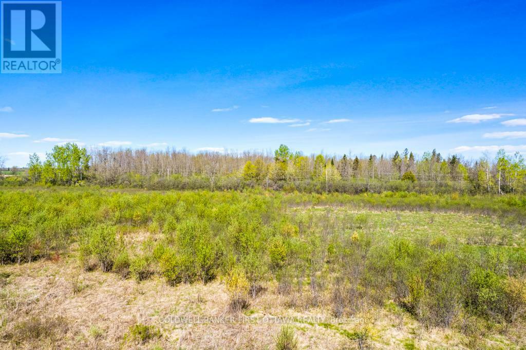 TAY VALLEY, Ontario, K7H 3C9, CA, ,Residential,For Sale,1867366