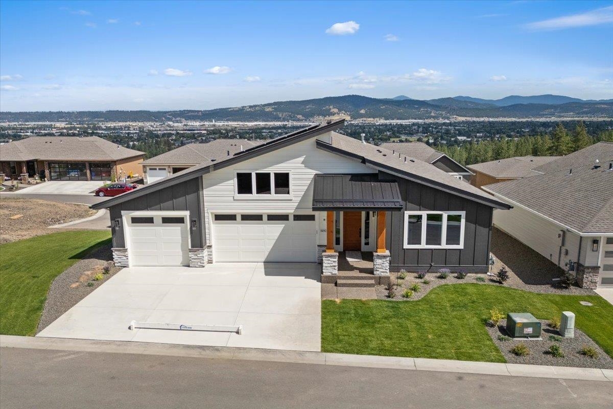 Spokane Valley, Washington, 99037, United States, 3 Bedrooms Bedrooms, ,2 BathroomsBathrooms,Residential,For Sale,1877270