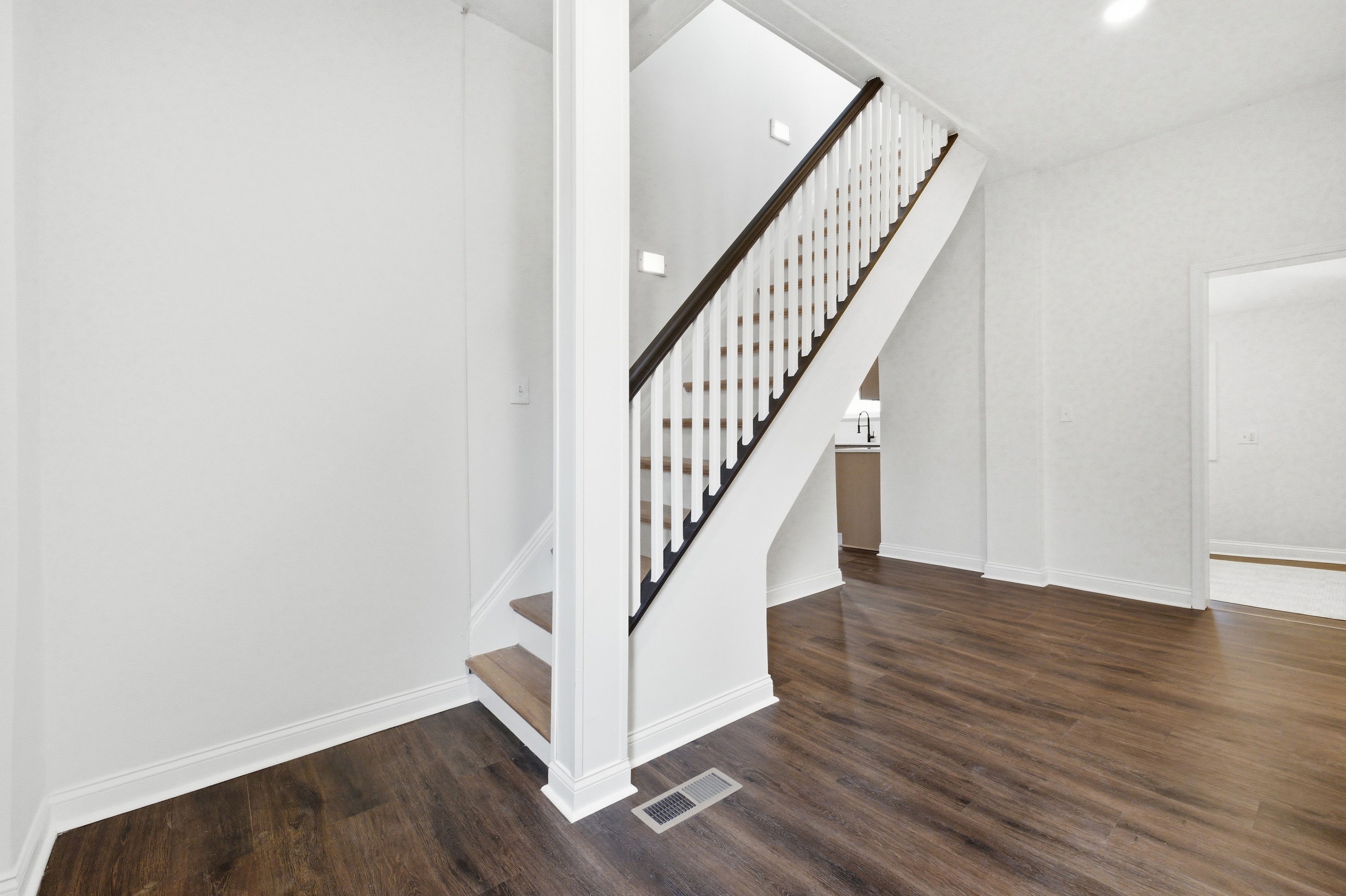  1126 Myrtle Avenue, New Albany, IN 47150 - 物件實景